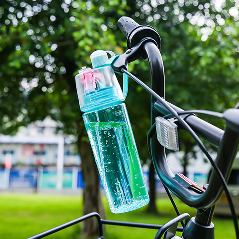 Спортивная бутылка для воды с распылителем Sprayer Bottle 600 мл оптом