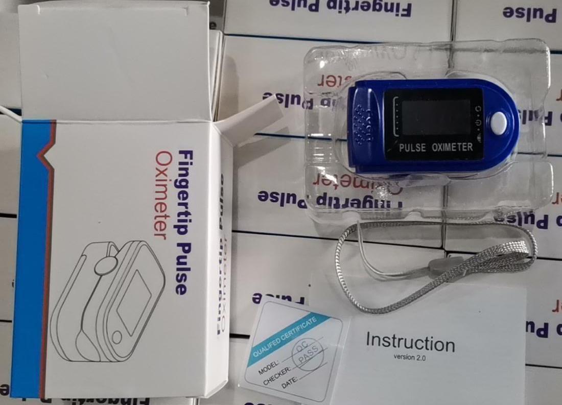 Пульсоксиметр Fingertip Pulse Oximeter оптом