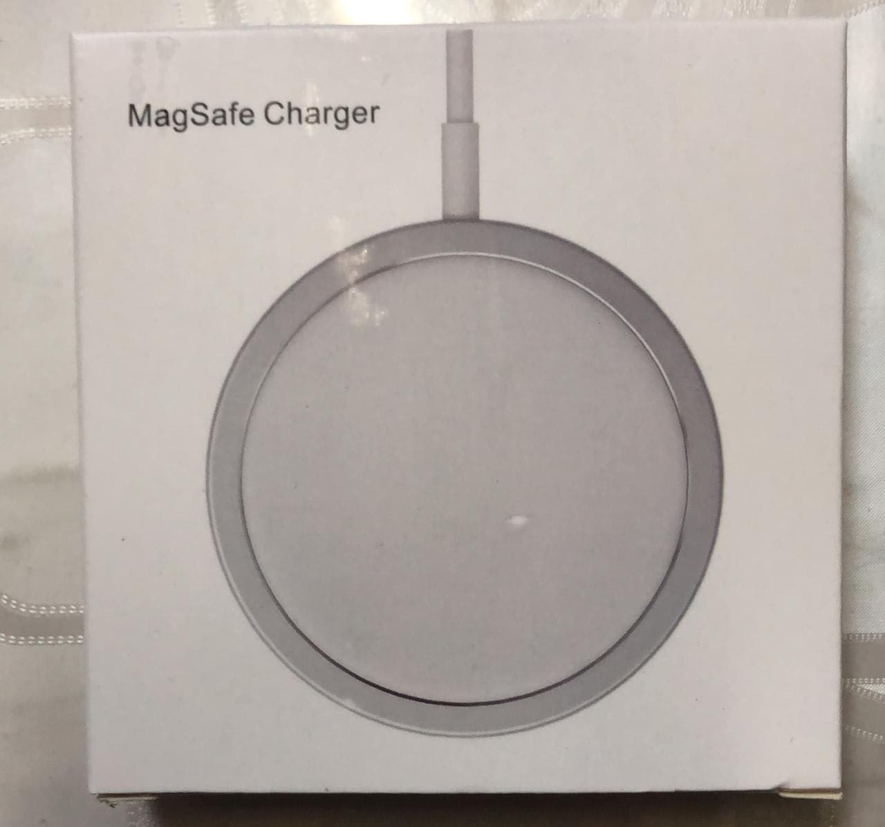 Беспроводное зарядное устройство MagSafe Charger 15W оптом