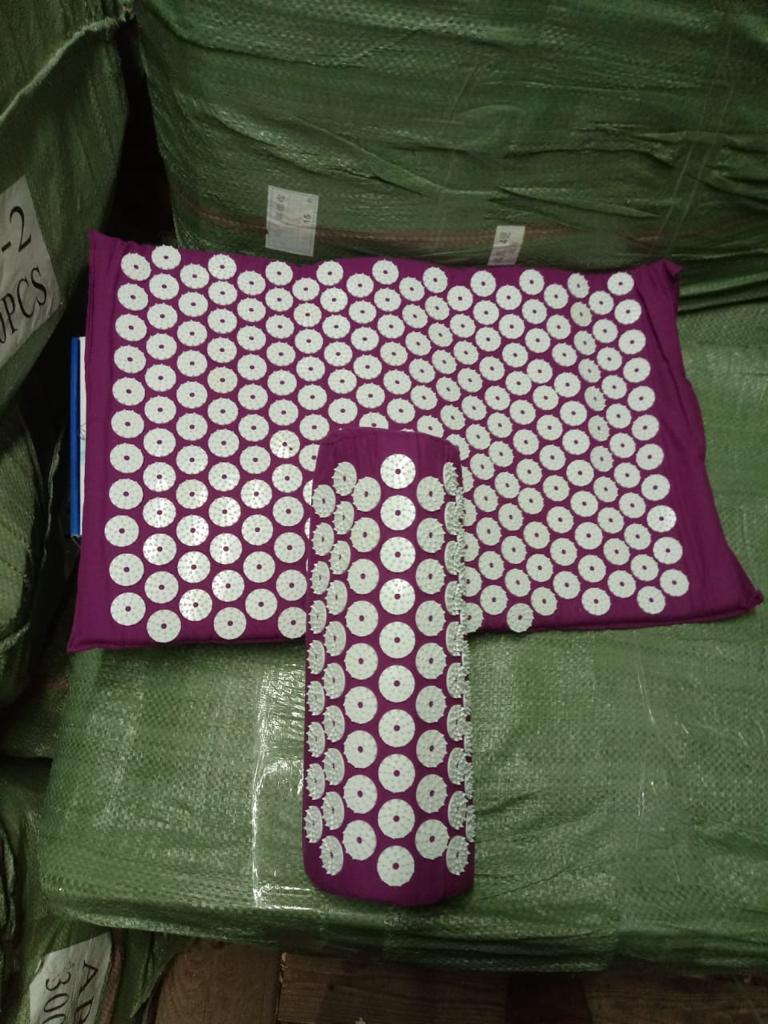 Акупунктурный массажный комплект из коврика и валика Acupressure Mat оптом