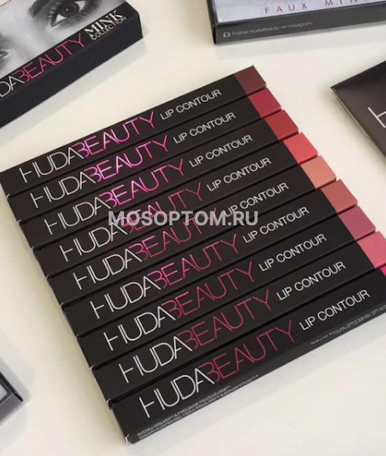 HudaBeauty Lip Contour Famous - Карандаш для губ оптом - Фото №2