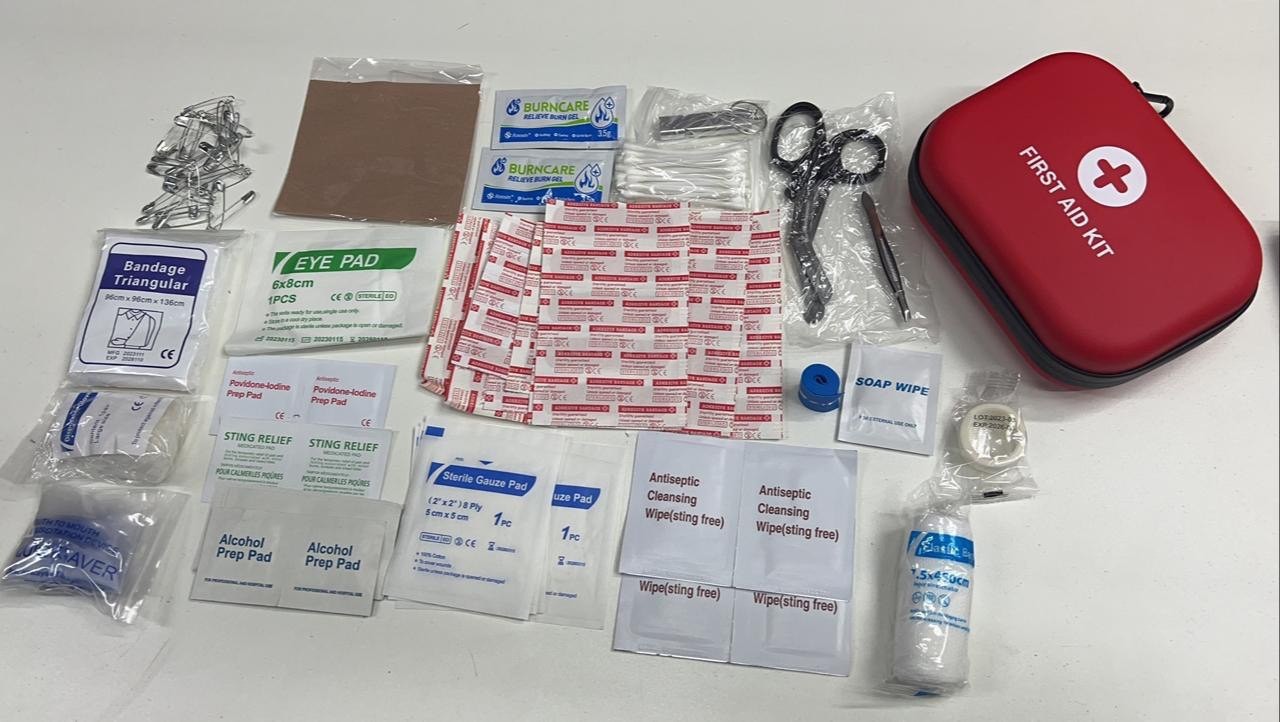 Водонепроницаемая аптечка первой помощи First Aid Kit оптом - Фото №2