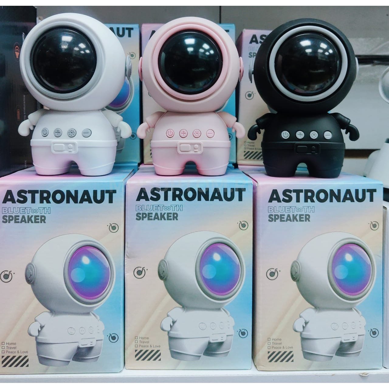 Колонка портативная с RGB подсветкой Astronaut Bluetooth Speaker оптом